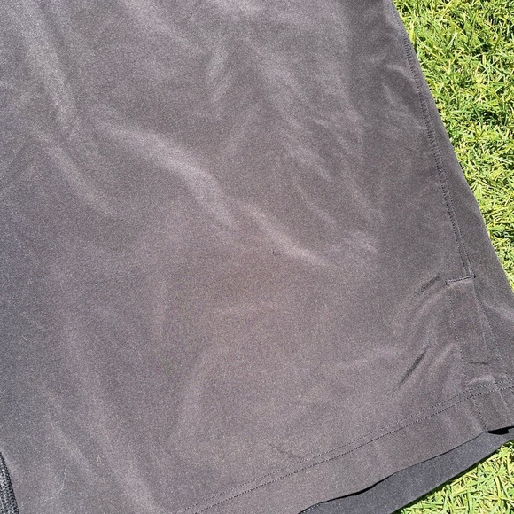 LULULEMON Pace Breaker Shorts! - Picture 8 of 12